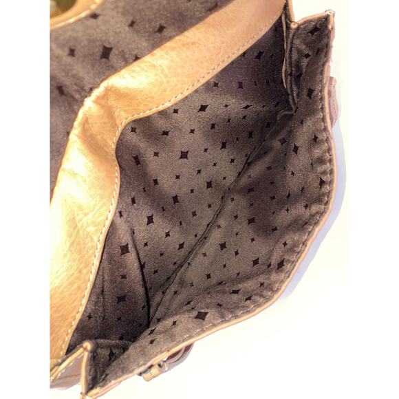 FOSSIL LARGE BROWN SMOOTH GENUINE LEATHER CROSSBODY BAG - Picture 12 of 16